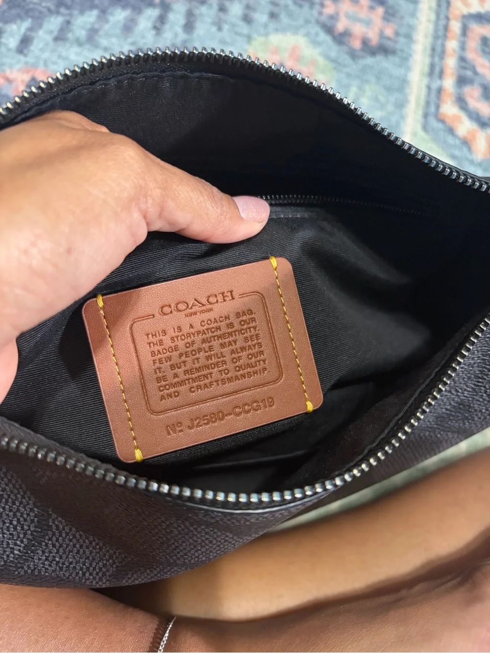 Small Finn Crossbody Bag